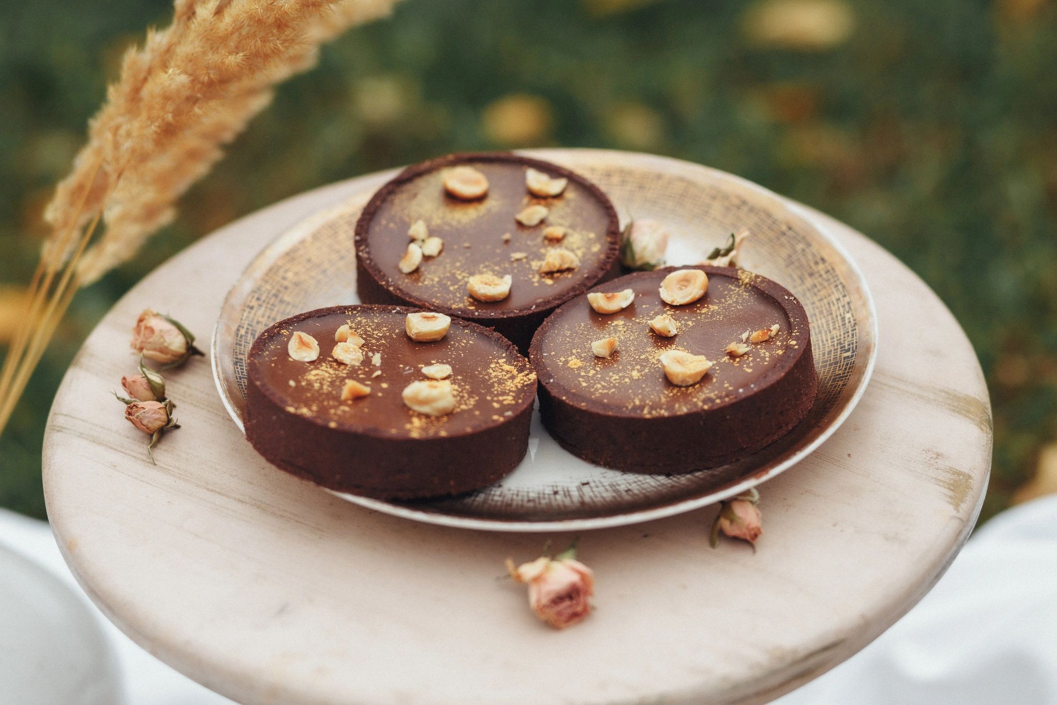Chocolate pralines with nuts
